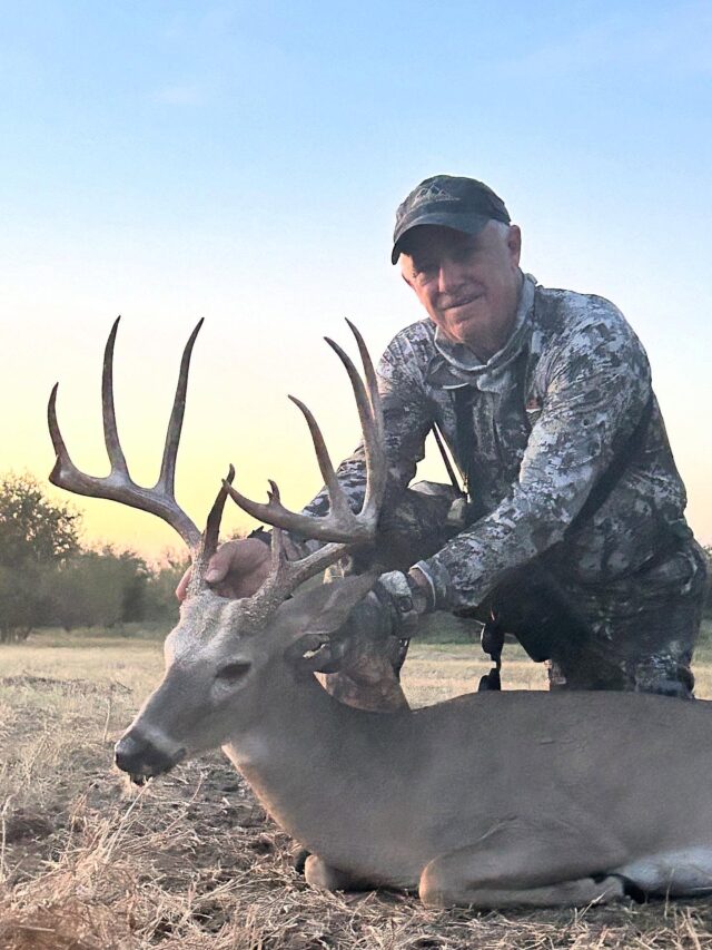 Congratulations to Dr. Spence on harvesting another beautiful clean 10 point buck with his bow! Thank you for your continued support. www.cottonmesawhitetail.com903-654-3416