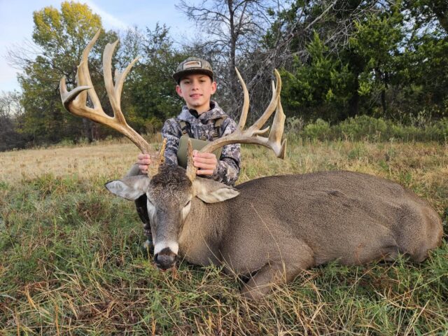 Big buck down! www.cottonmesawhitetail.com903-654-3416